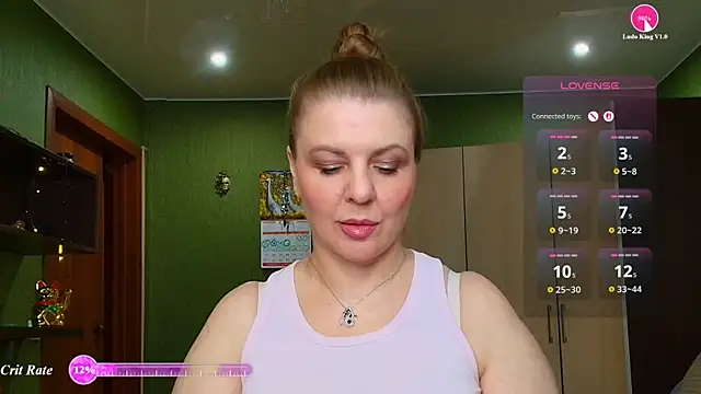 Snapshot of VeronikawGold chatting on 08-06-26, 03:41 VeronikawGold online show from 08-06-26, 03:41