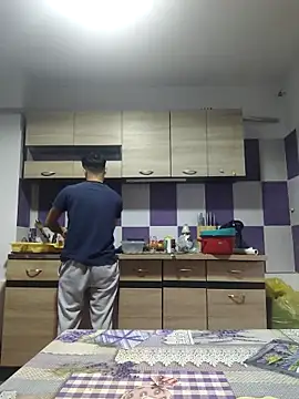 andreiiiii2025 online show from 10-30-25, 09:33