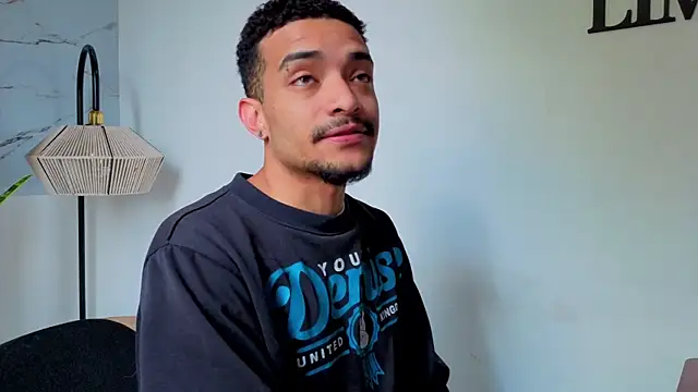 eross chipre  online show from 10-23-25, 02:38