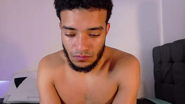 Snapshot of eross_chipre_ chatting on 04-28-26, 04:34 eross chipre online show from 04-28-26, 04:34