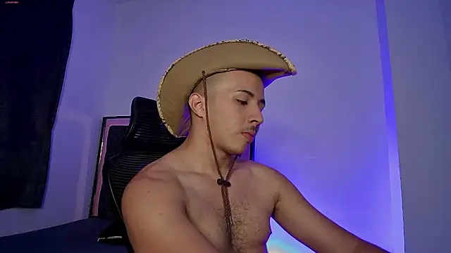 Snapshot of Donathoo1 chatting on 03-18-26, 11:08 Donathoo1 online show from 03-18-26, 11:08