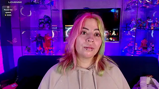 Snapshot of missa_motato chatting on 02-13-26, 11:06 missa motato online show from 02-13-26, 11:06