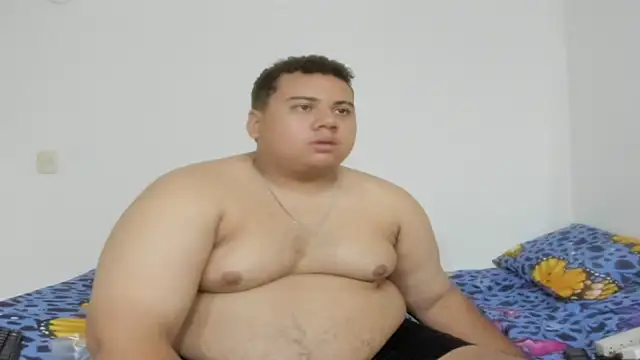 Snapshot of MICHAEL_AND_SHARON chatting on 12-17-25, 07:03 MICHAEL AND SHARON online show from 12-17-25, 07:03