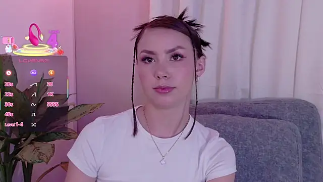 Snapshot of Celeste_99 chatting on 03-19-26, 02:48 Celeste 99 online show from 03-19-26, 02:48