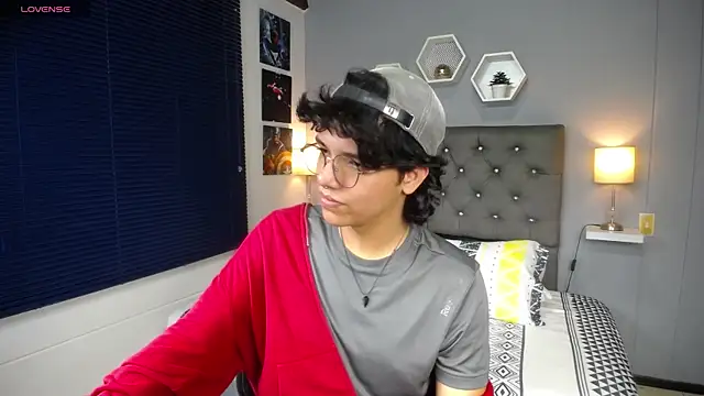 Snapshot of cheryl_bohareal chatting on 02-24-25, 07:09 cheryl bohareal online show from 02-24-25, 07:09