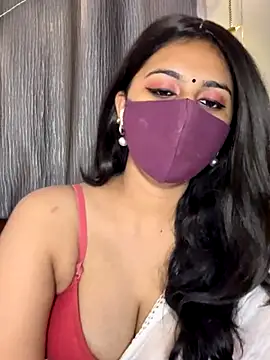 Dishasarmaa05 online show from 10-18-25, 10:32