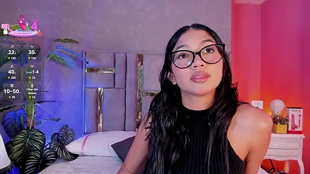 Tyla Ks online show from 05-12-26, 07:11