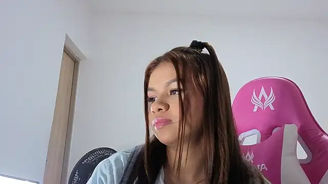sophia ramirez12 online show from 06-25-26, 02:22