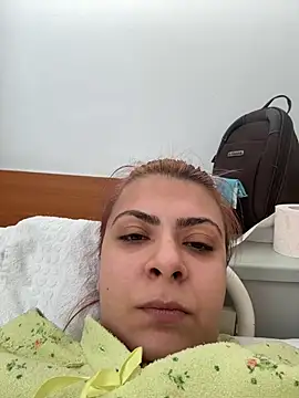 Snapshot of KittieHallo chatting on 02-24-25, 01:42 KittieHallo online show from 02-24-25, 01:42