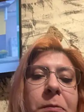 Snapshot of KittieHallo chatting on 02-26-25, 05:17 KittieHallo online show from 02-26-25, 05:17