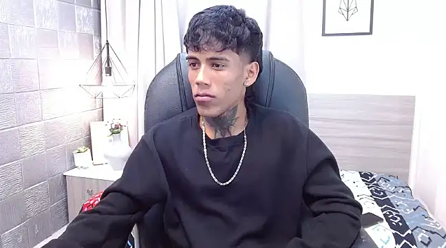 RyanKing19 online show from 03-10-25, 01:56