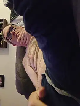 Smallone327 online show from 03-15-26, 05:46