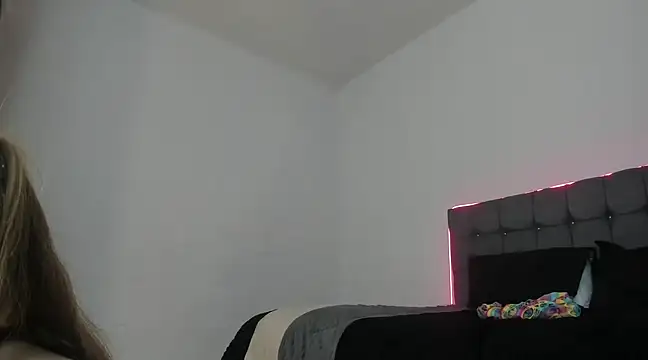 MelaniJhonson online show from 03-10-25, 09:43