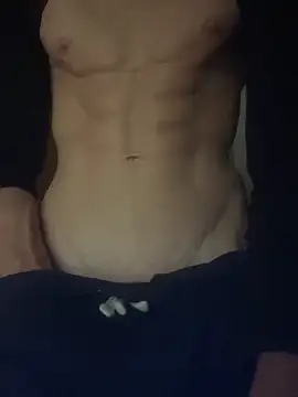 Snapshot of cazzone912025 chatting on 10-27-25, 02:10 cazzone912025 online show from 10-27-25, 02:10