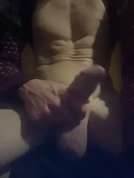 Snapshot of cazzone912025 chatting on 12-21-25, 06:15 cazzone912025 online show from 12-21-25, 06:15