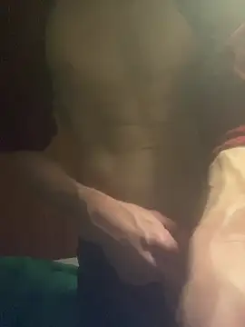 Snapshot of cazzone912025 chatting on 02-03-26, 02:21 cazzone912025 online show from 02-03-26, 02:21