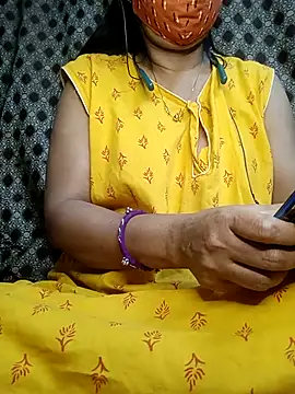 Snapshot of IND9876 chatting on 02-21-25, 05:31 IND9876 online show from 02-21-25, 05:31
