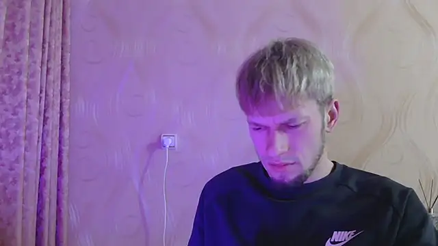 Snapshot of frama666 chatting on 03-04-26, 07:42 frama666 online show from 03-04-26, 07:42