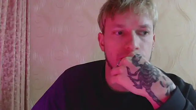 Snapshot of frama666 chatting on 03-16-26, 07:51 frama666 online show from 03-16-26, 07:51