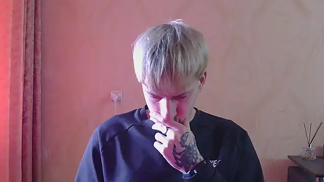 Snapshot of frama666 chatting on 03-24-26, 02:22 frama666 online show from 03-24-26, 02:22