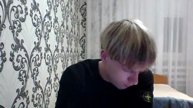 Snapshot of frama666 chatting on 04-10-26, 06:56 frama666 online show from 04-10-26, 06:56