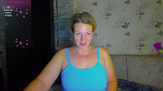 LadyLucky  online show from 03-15-25, 04:43