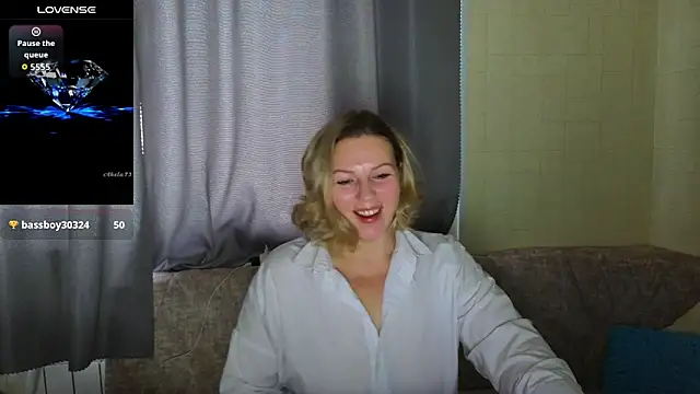 LadyLucky  online show from 10-22-25, 02:34