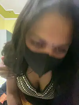 Snapshot of Mahi-Rahul chatting on 03-07-25, 07:08 Mahi-Rahul online show from 03-07-25, 07:08