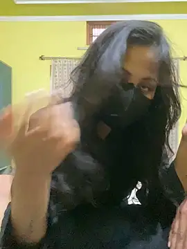 Snapshot of Mahi-Rahul chatting on 03-07-25, 11:07 Mahi-Rahul online show from 03-07-25, 11:07