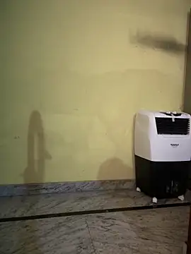 Snapshot of Mahi-Rahul chatting on 09-25-25, 10:52 Mahi-Rahul online show from 09-25-25, 10:52