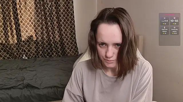 Snapshot of Luna_Loveee chatting on 09-24-25, 05:00 Luna Loveee online show from 09-24-25, 05:00