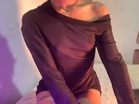  luckylips online show from 04-10-26, 05:06