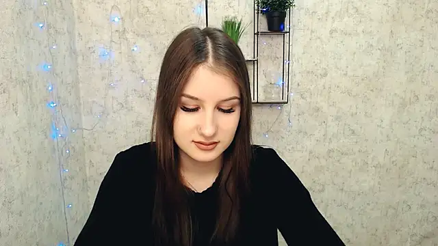 Snapshot of _MiaAngell chatting on 02-23-25, 05:18 MiaAngell online show from 02-23-25, 05:18