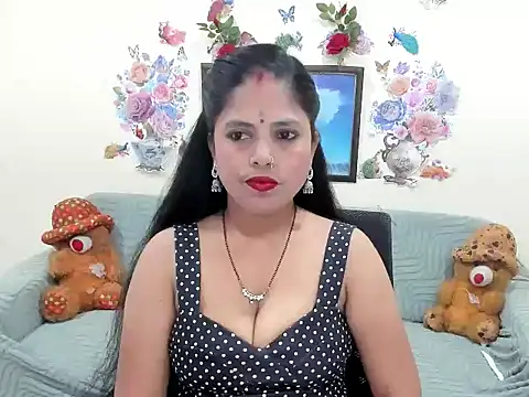 leahgotiii online show from 05-05-26, 03:14