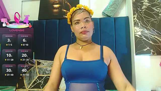 Mariana star1 online show from 12-17-25, 04:18