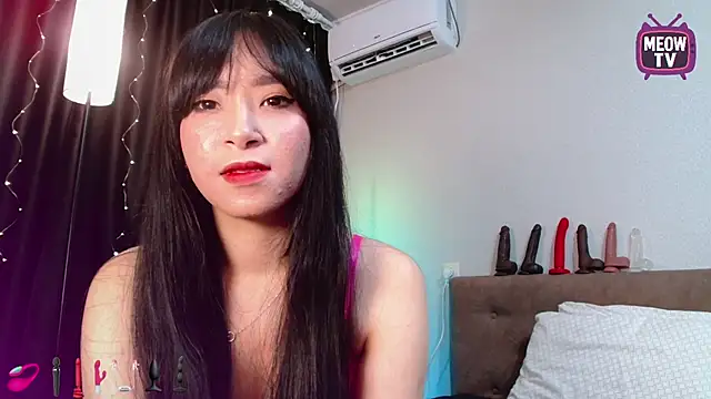 miyakimi0101 online show from 09-23-25, 12:35