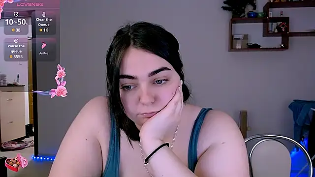 Snapshot of kitsune_8 chatting on 03-13-25, 04:01 kitsune 8 online show from 03-13-25, 04:01