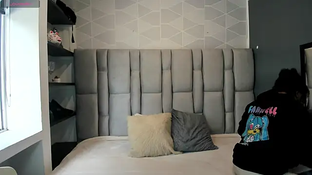 Natasha rose   online show from 09-30-25, 07:30