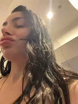 Mia Splash online show from 05-12-26, 03:47