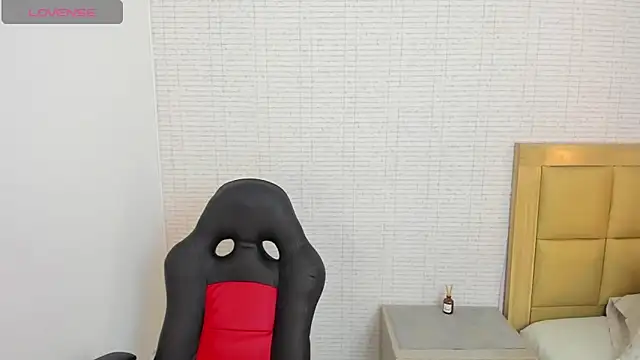 MEGANZARICK online show from 10-01-25, 12:22