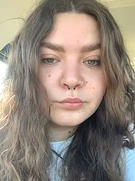 Snapshot of badcurvy chatting on 03-03-25, 09:11 badcurvy online show from 03-03-25, 09:11