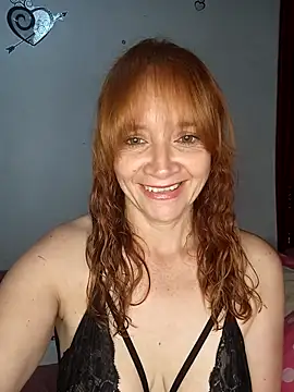 Snapshot of chanel-2025 chatting on 04-28-26, 12:42 chanel-2025 online show from 04-28-26, 12:42