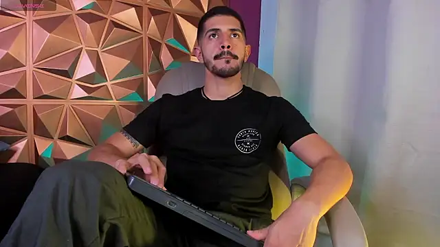 AlejandroStormm online show from 02-15-26, 04:09