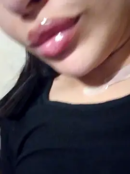 Sexlove1xo online show from 05-01-26, 02:43