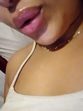 Sexlove1xo online show from 06-17-26, 07:59
