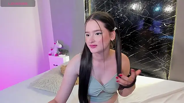 Snapshot of JasmineBella0 chatting on 02-25-25, 09:02 JasmineBella0 online show from 02-25-25, 09:02