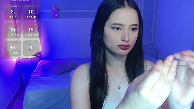 Snapshot of JasmineBella0 chatting on 03-04-25, 08:05 JasmineBella0 online show from 03-04-25, 08:05