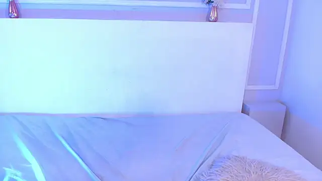 Snapshot of JasmineBella0 chatting on 03-07-25, 01:42 JasmineBella0 online show from 03-07-25, 01:42