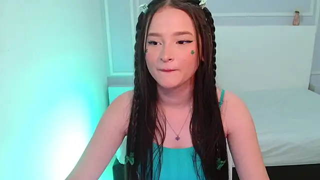 Snapshot of JasmineBella0 chatting on 03-17-25, 07:37 JasmineBella0 online show from 03-17-25, 07:37