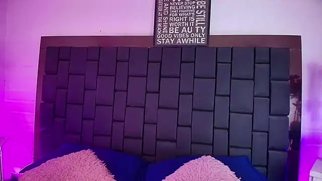 Lexi Howard  online show from 09-29-25, 03:33